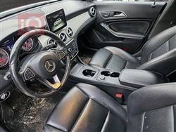 مێرسێدس بێنز CLA